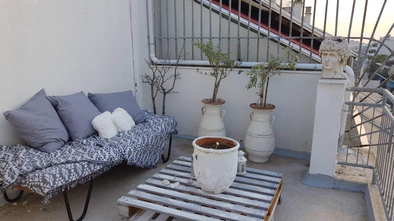 Experience A Fairytale Loft At Acropolis Apartamento Atenas Exterior foto