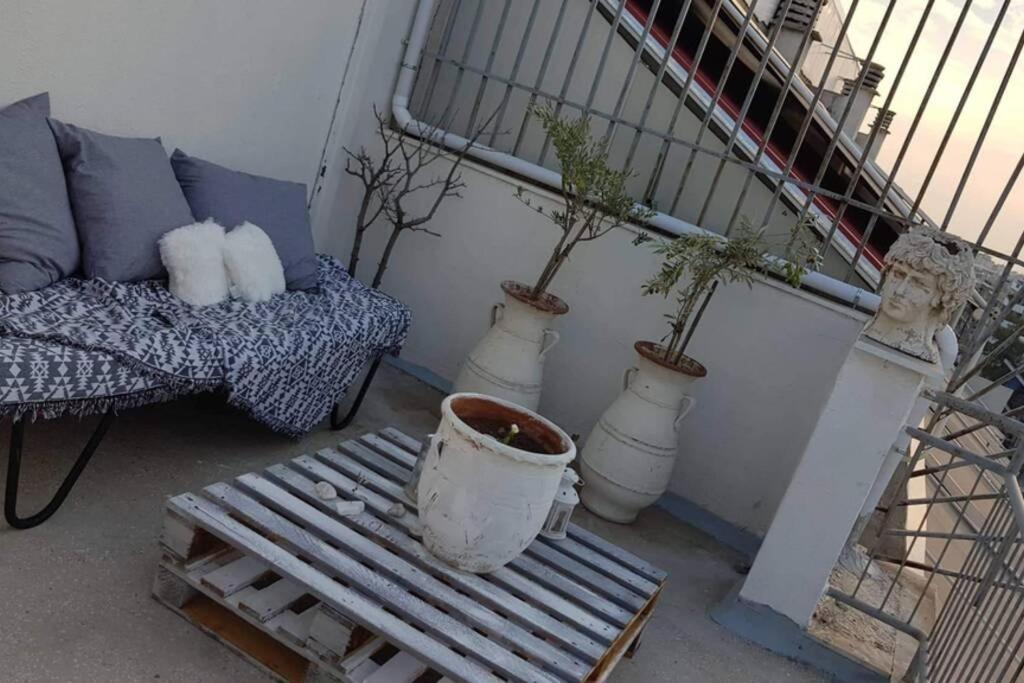 Experience A Fairytale Loft At Acropolis Apartamento Atenas Exterior foto